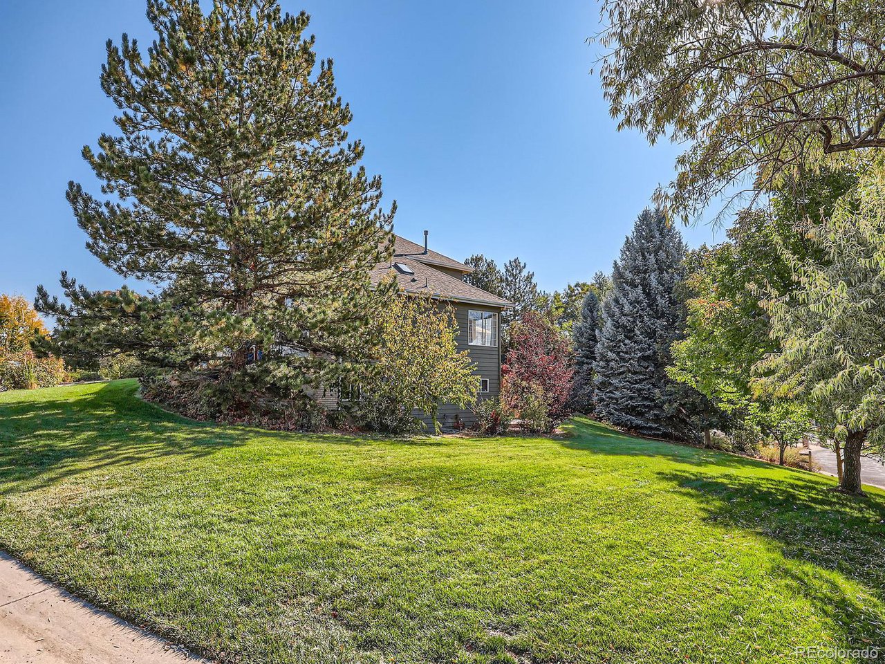 7824 W 109th Pl