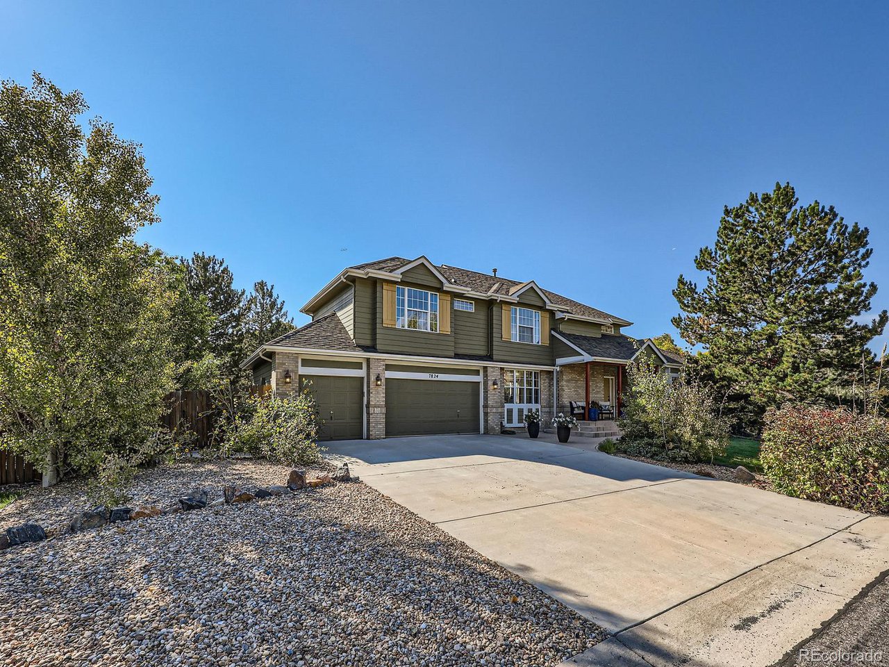 7824 W 109th Pl
