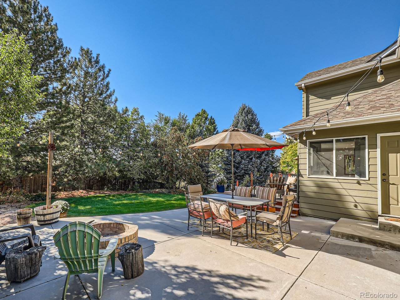 7824 W 109th Pl