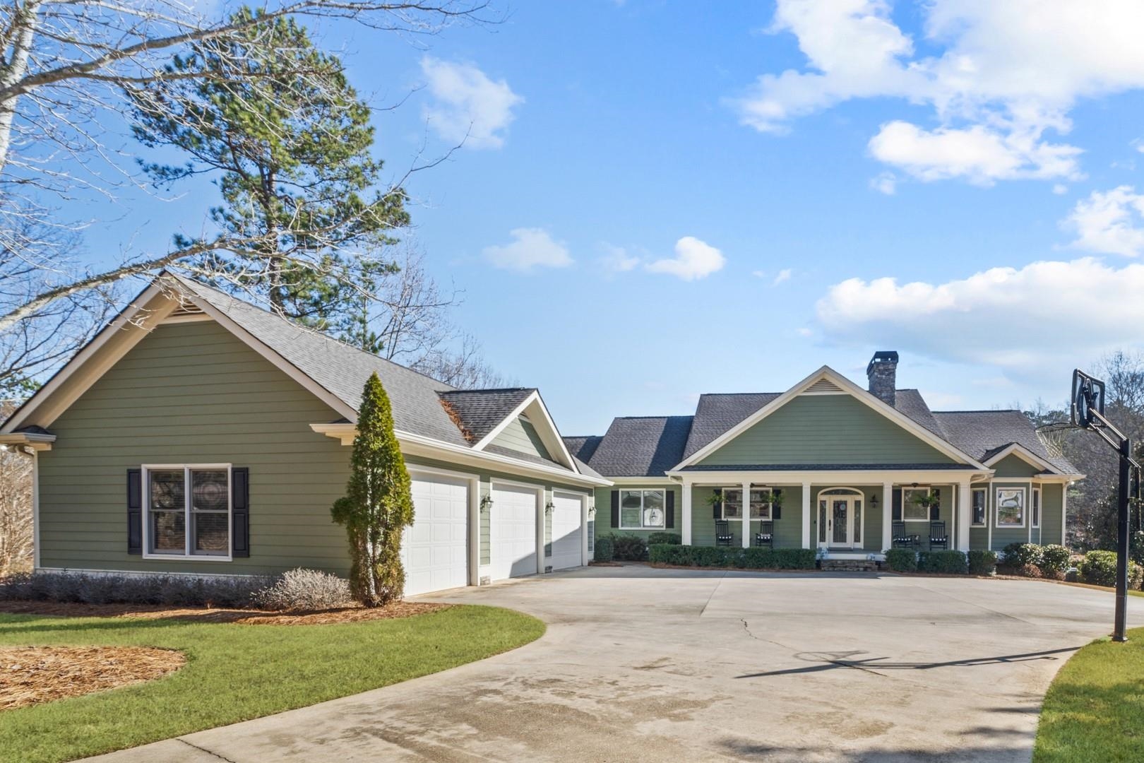 158 WATERS EDGE DRIVE