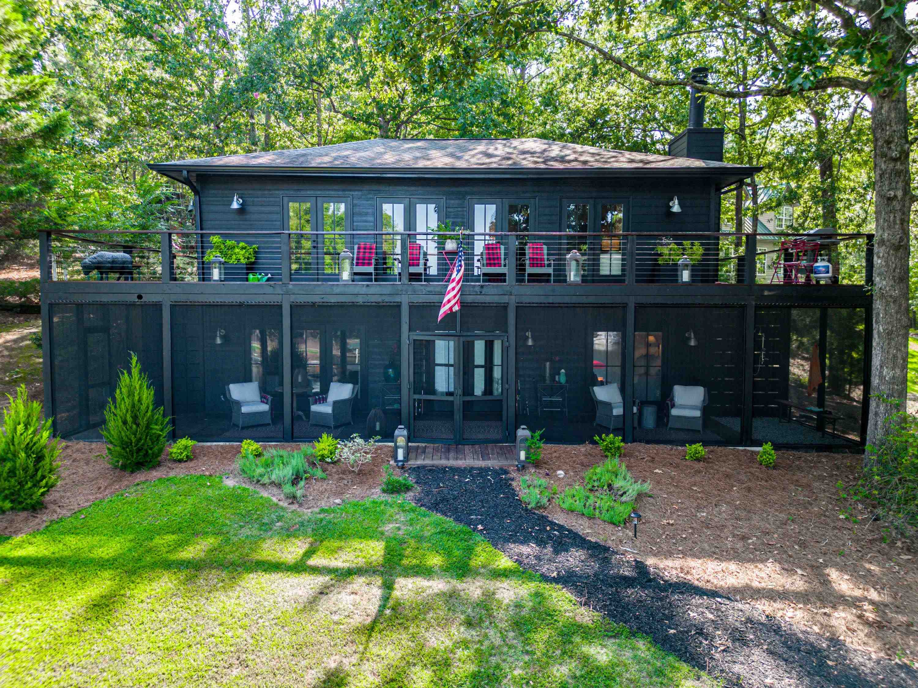 210 HICKORY POINT DRIVE
