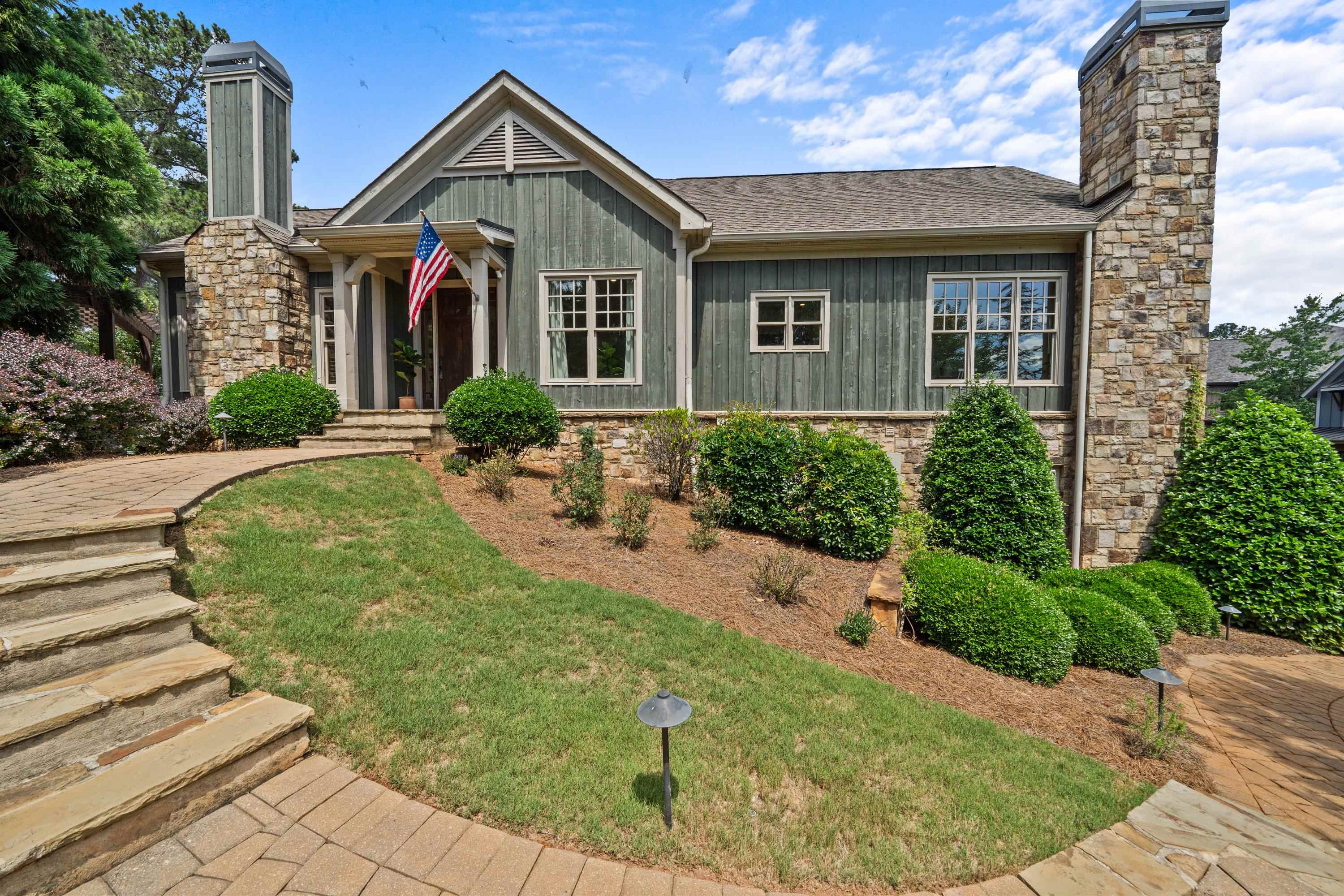 138 ARBORS LANE