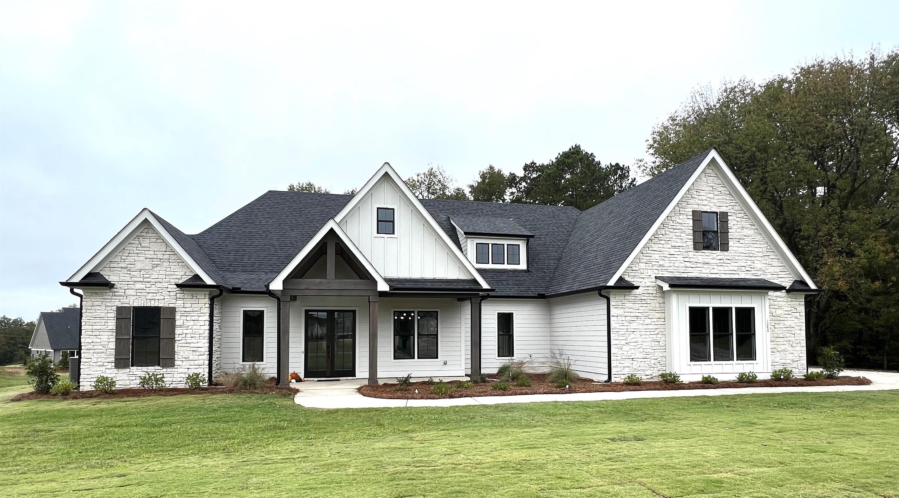 1080 ASKEW TRAIL