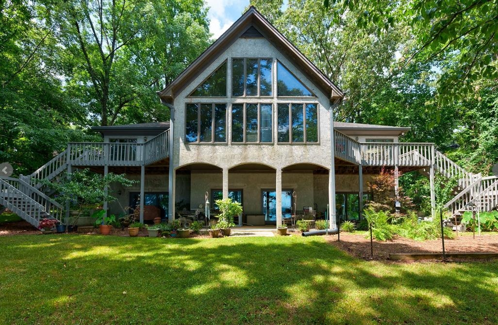 194 COLLIS CIRCLE