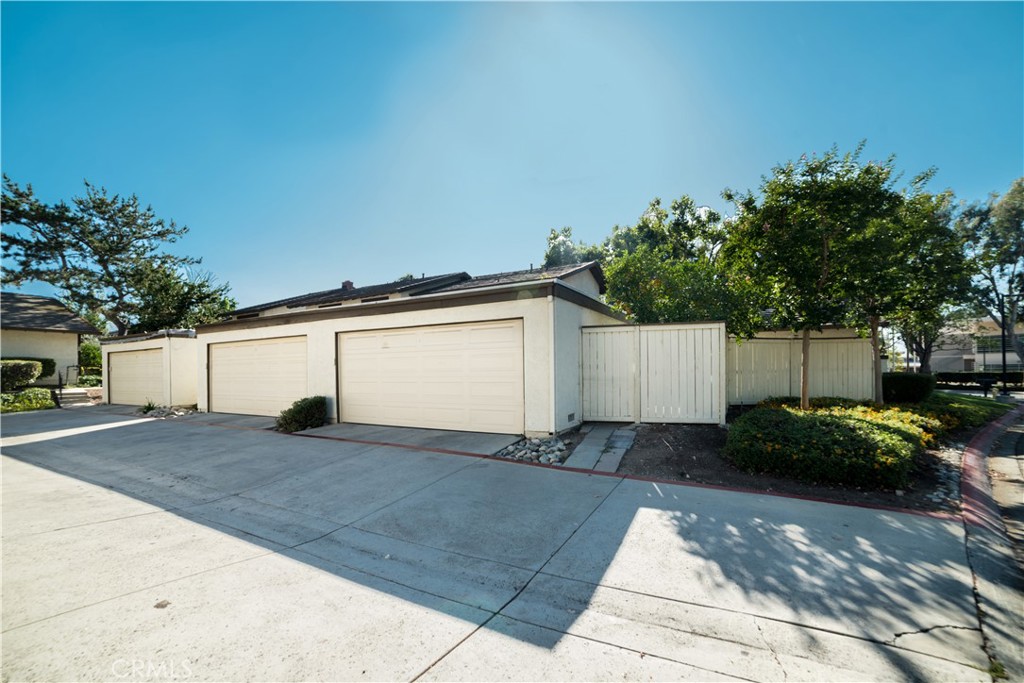 1622 Aspen Village Way