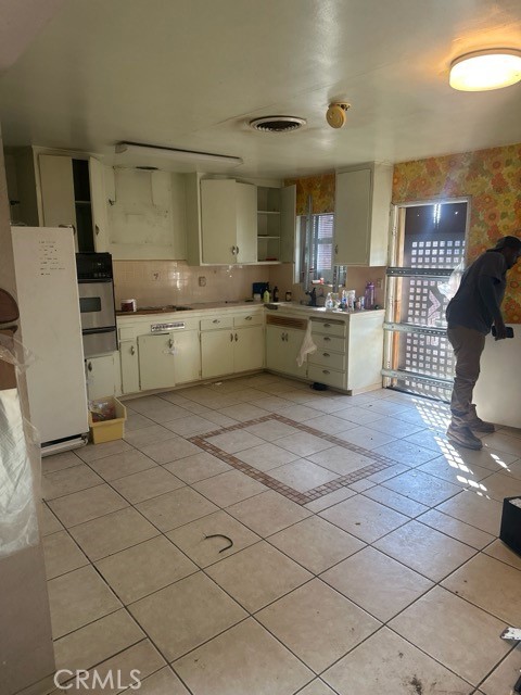 1451 E Marshall Boulevard