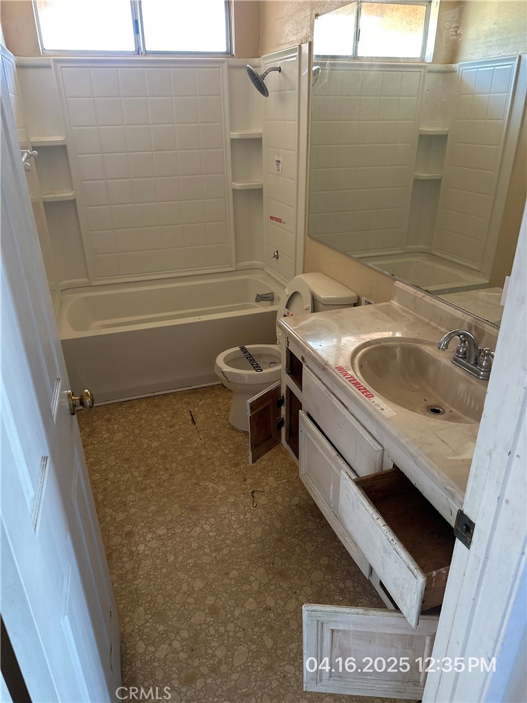 14535 Owens River Road