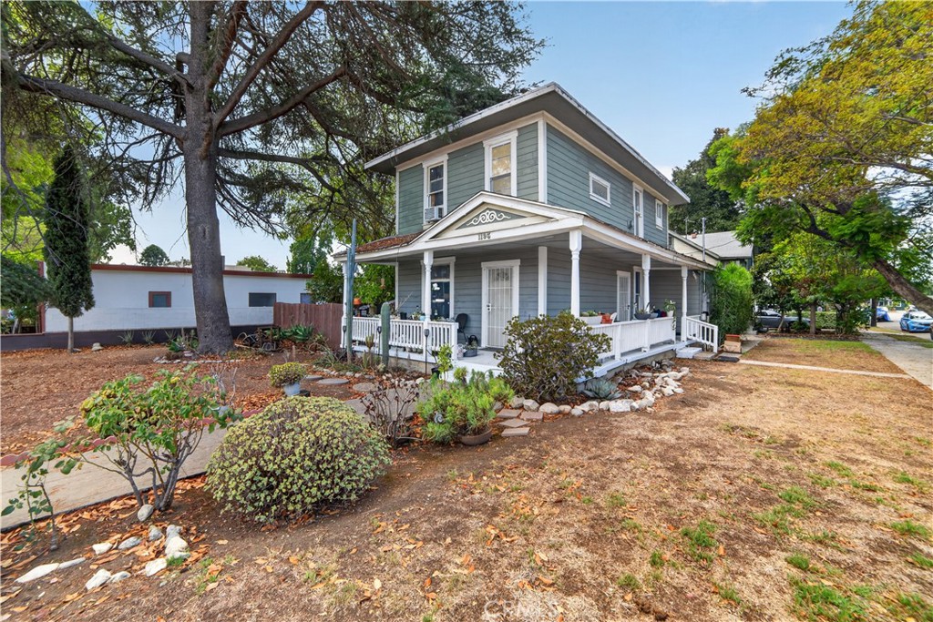 1195 N Park