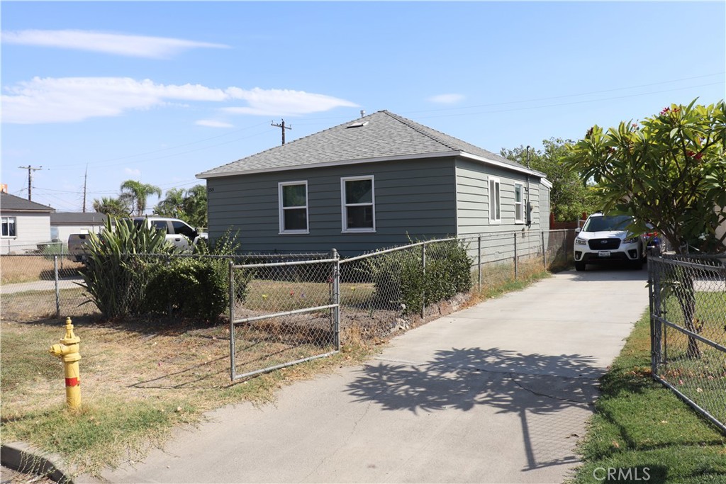 255 E Olive
