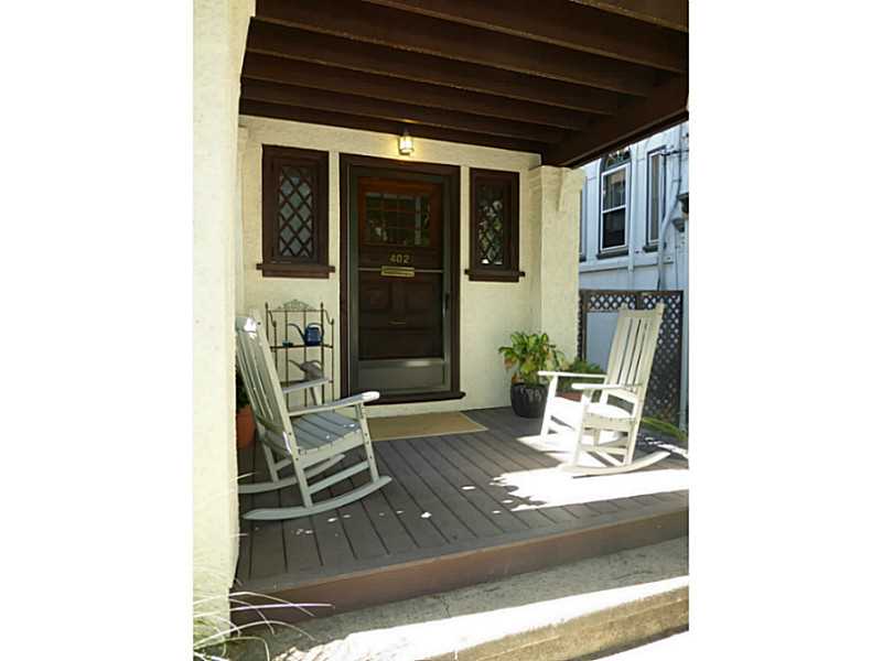 402 LLOYD Avenue 402