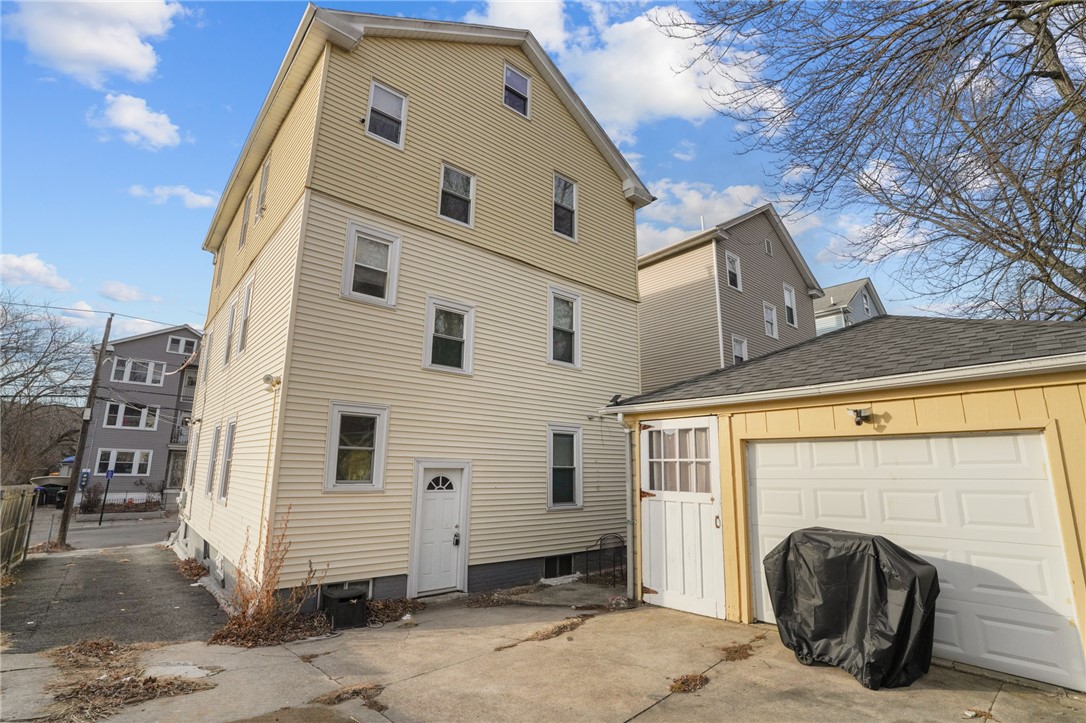44 Richter Street