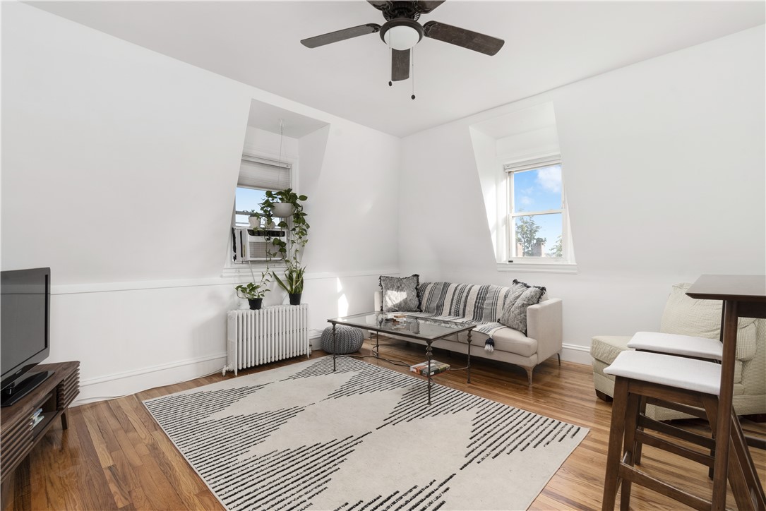 54 Pitman Street 6