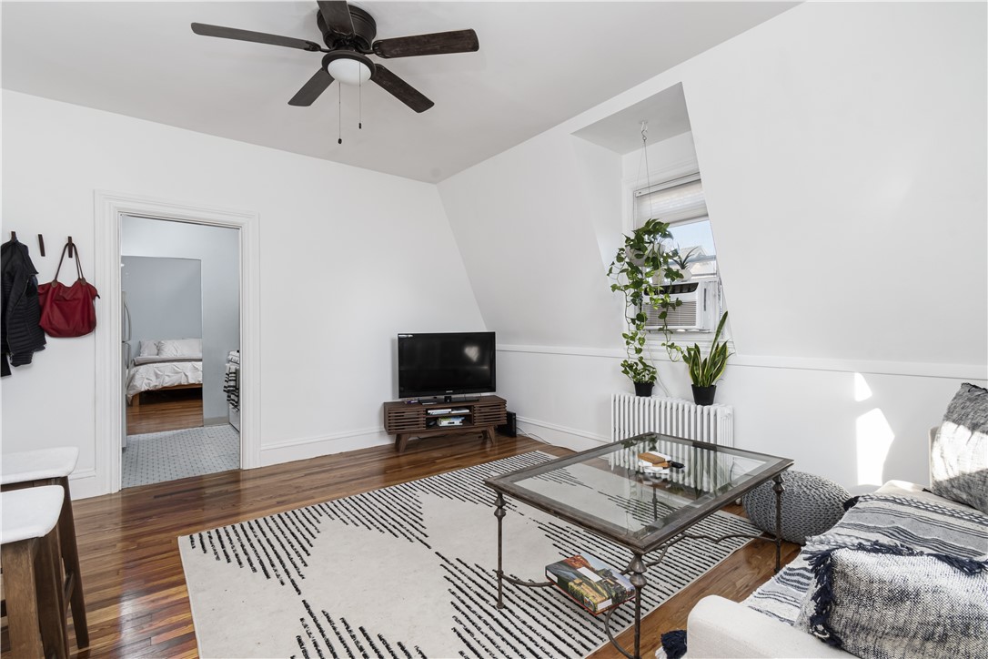 54 Pitman Street 6