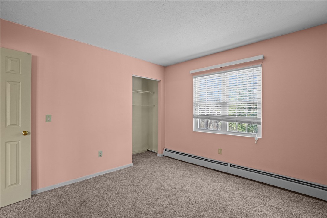 565 Quaker Lane 122