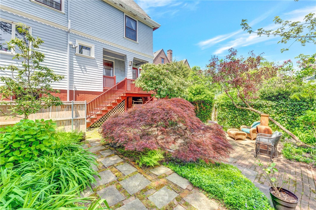 185 Brown Street