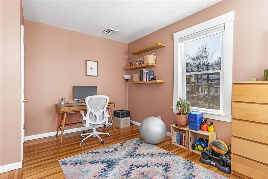62 Rochambeau Avenue