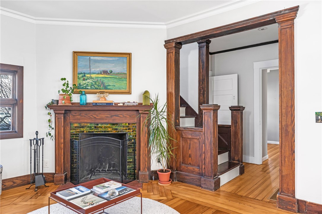 62 Rochambeau Avenue