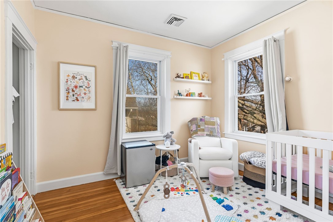 62 Rochambeau Avenue