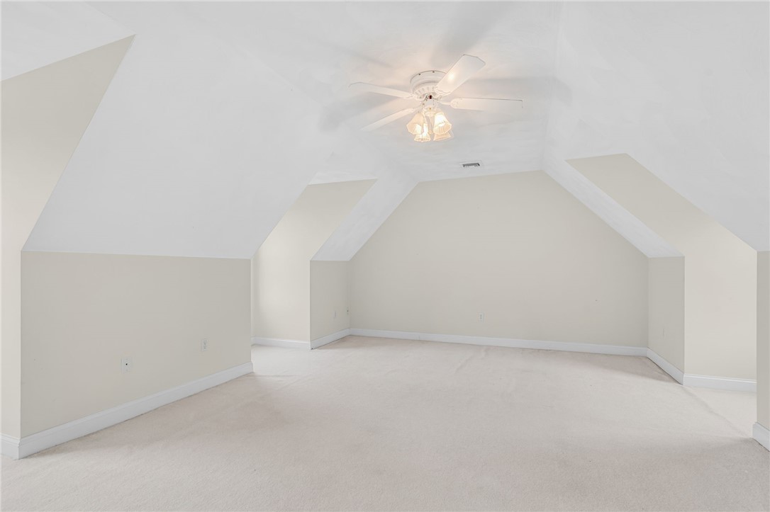 190 Narragansett Parkway