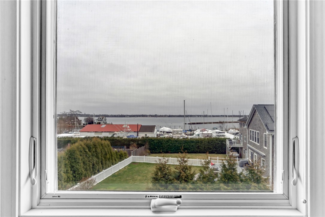 190 Narragansett Parkway