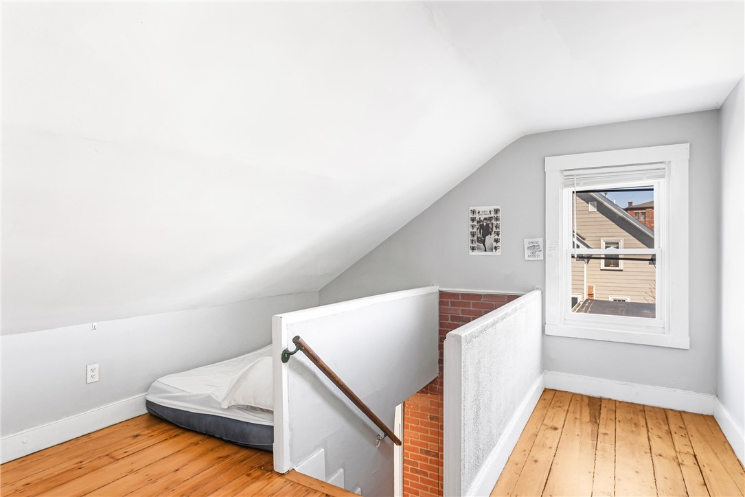 104 Sheldon Street 2