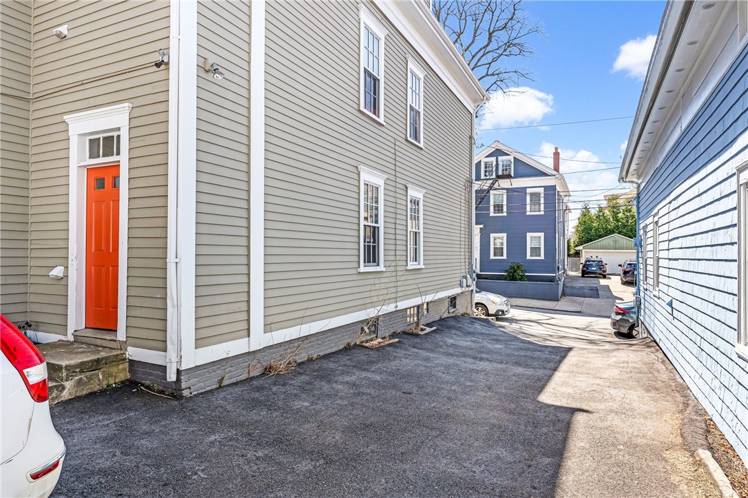 104 Sheldon Street 2