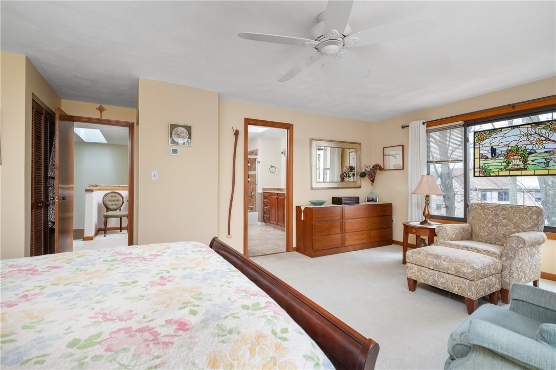 7 Wake Robin Road 905