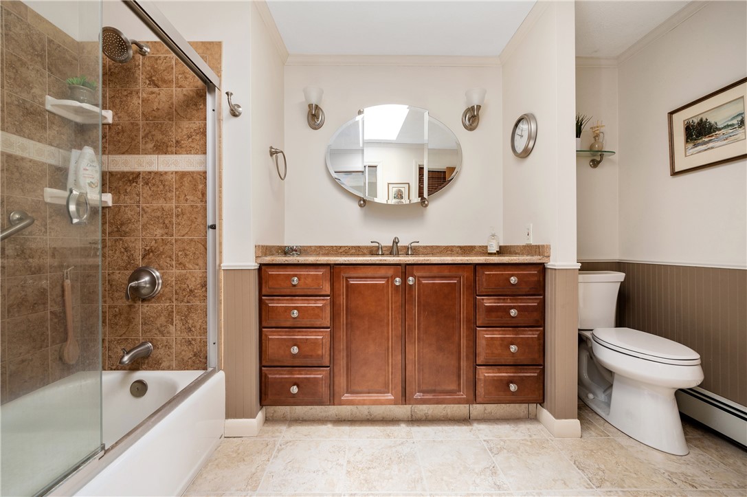7 Wake Robin Road 905