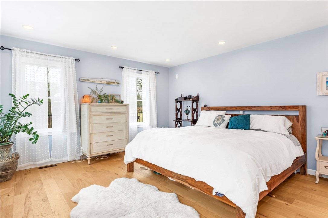 11 Pequot Lane