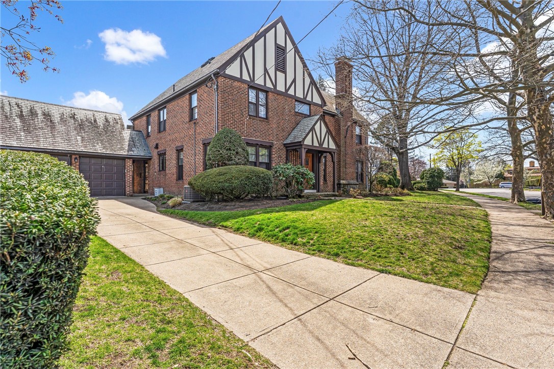 70 Dryden Avenue