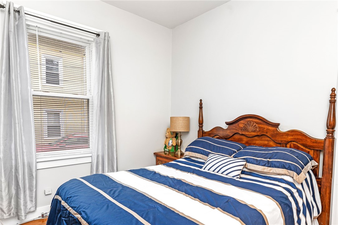 2 Poplar Street 1