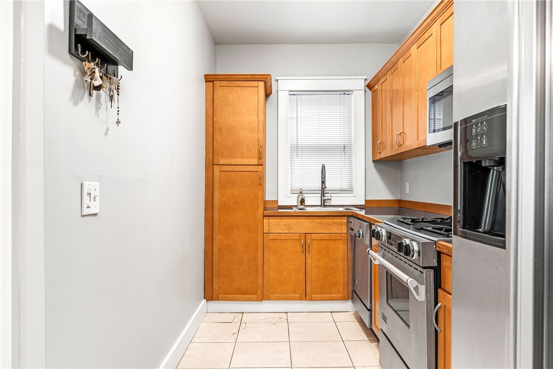 2 Poplar Street 1