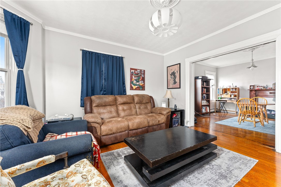 44 Messer Street
