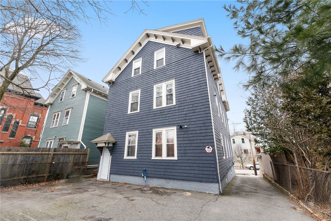 44 Messer Street