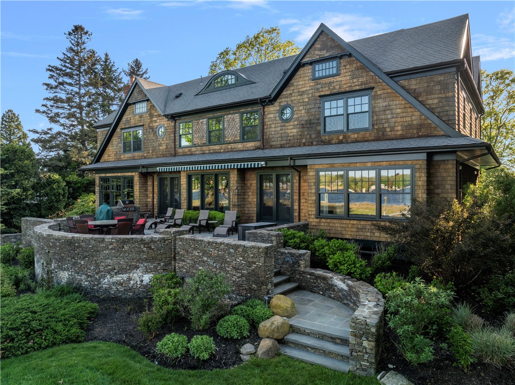 136 Adams Point Road