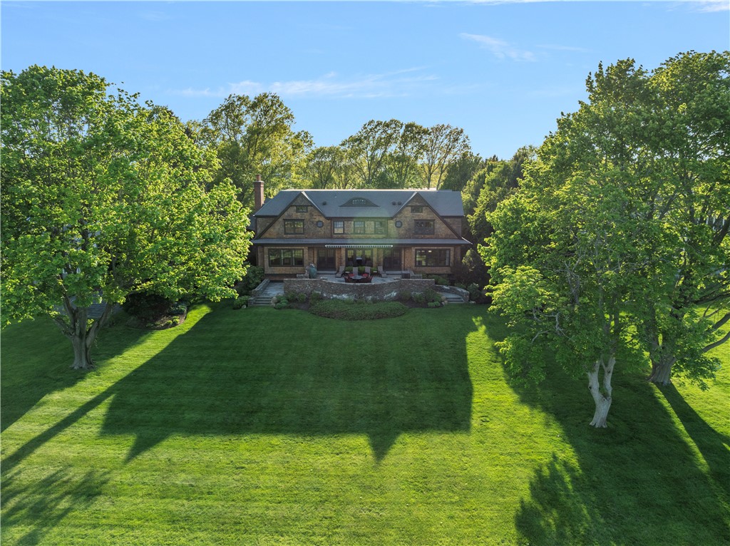 136 Adams Point Road