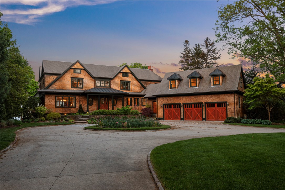 136 Adams Point Road