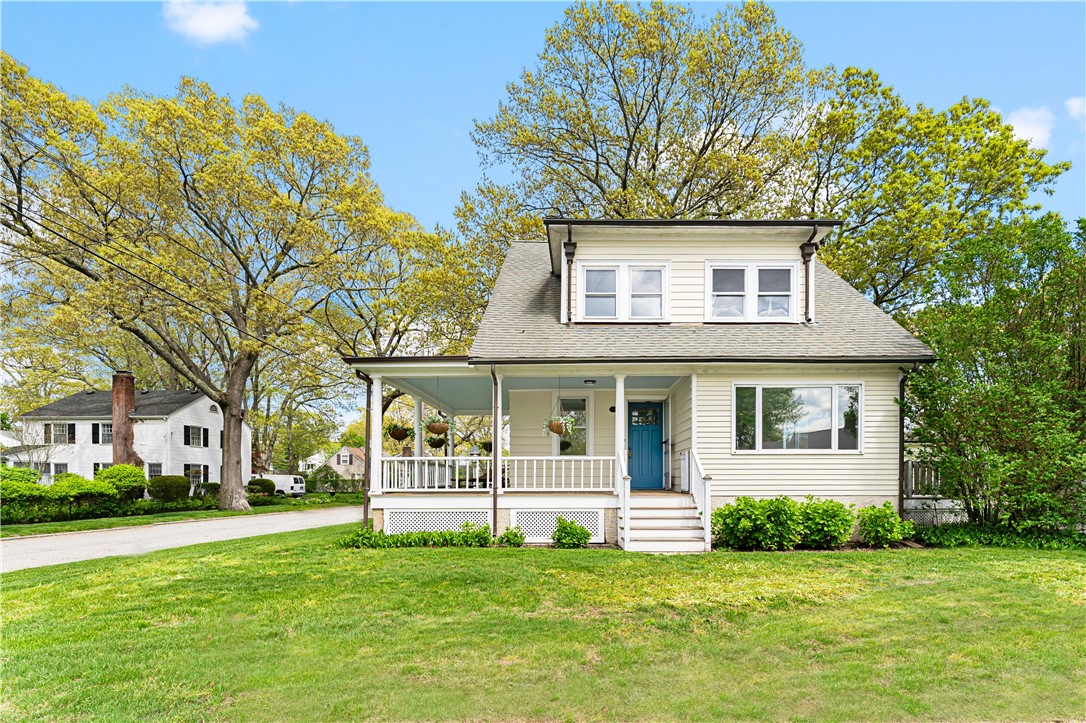 1024 Bullocks Point Avenue