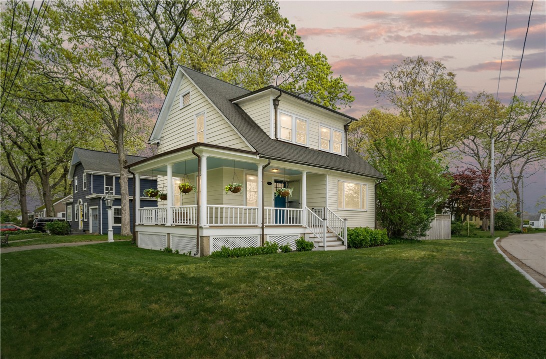 1024 Bullocks Point Avenue