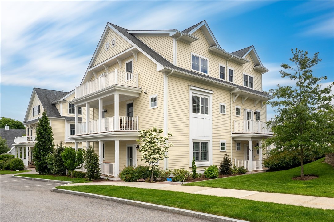 54 Kettle Point Avenue 54