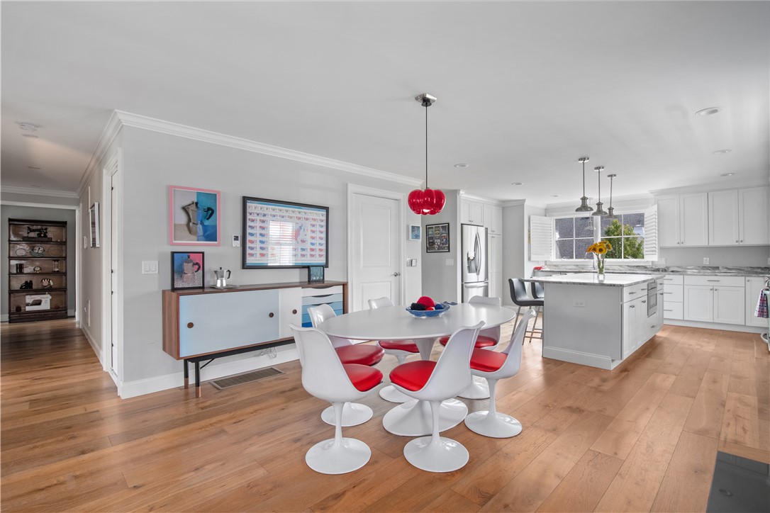 40 Kettle Point Avenue