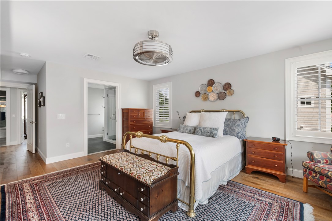 40 Kettle Point Avenue