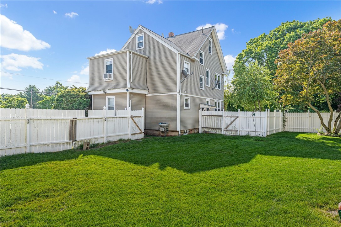 106 Pleasant Street
