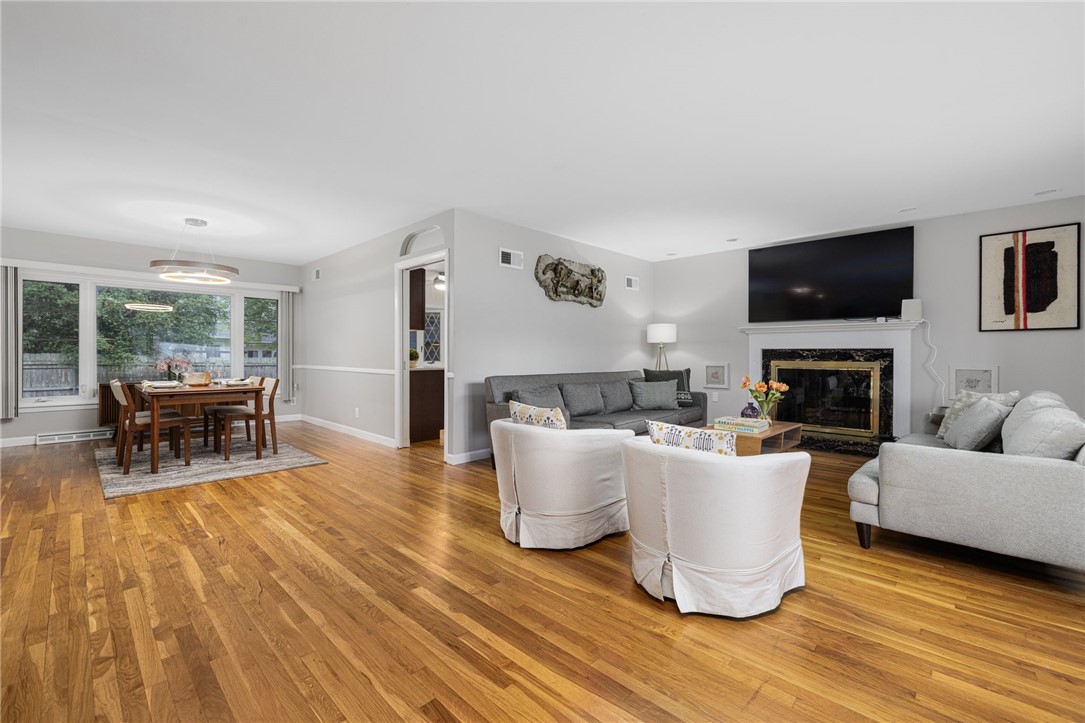 14 Twin Oak Drive