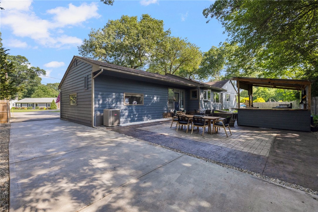 14 Twin Oak Drive