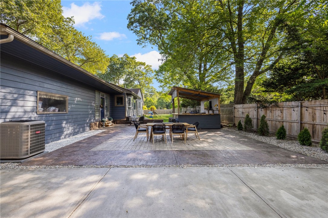 14 Twin Oak Drive