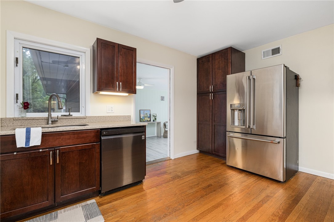 14 Twin Oak Drive