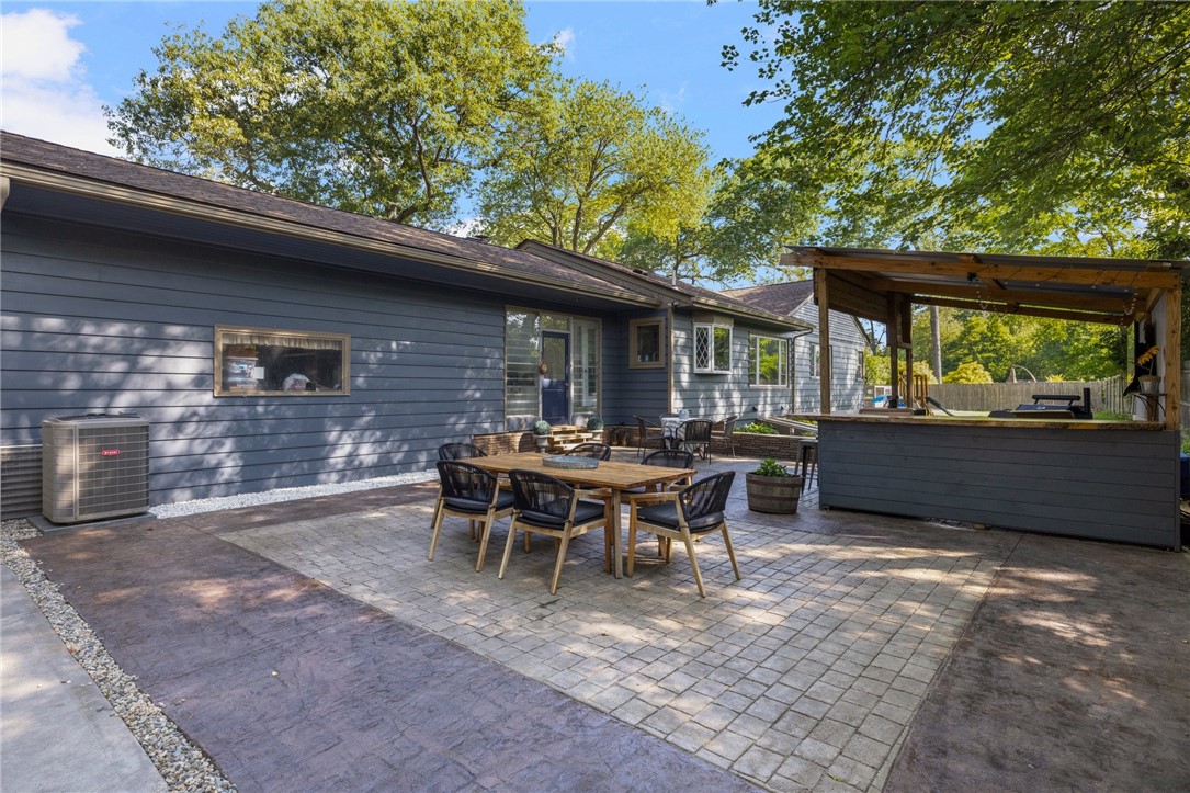 14 Twin Oak Drive