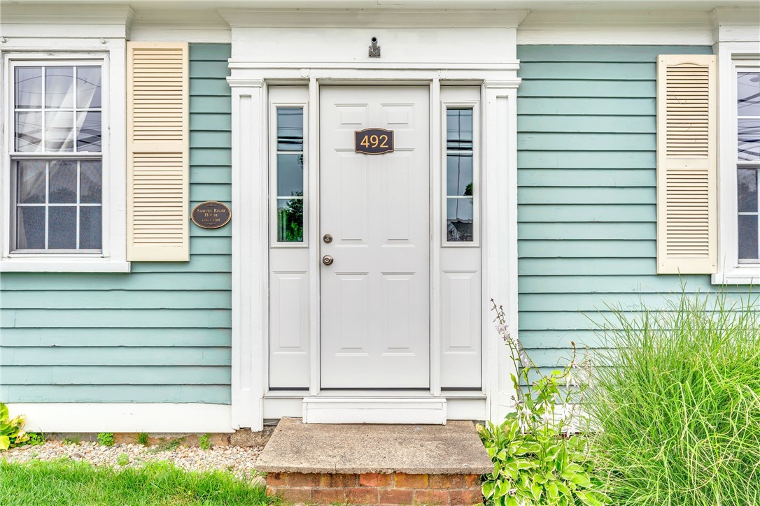 492 Oaklawn Avenue