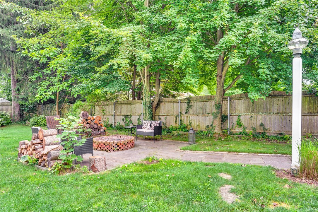 492 Oaklawn Avenue